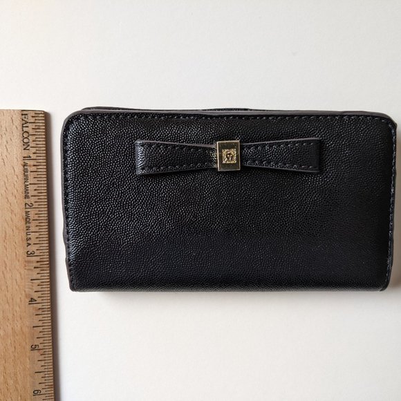 NWOT--ANNE KLEIN Black Cell Phone Wallet - Picture 3 of 11